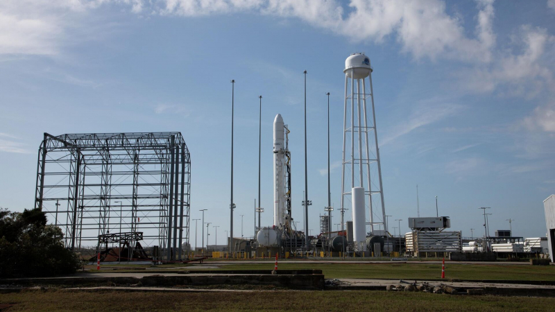 Пуск корабля Cygnus перенесли из-за пожарной тревоги