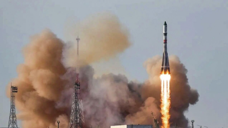 Корабль "Прогресс МС-32" отстыкуется от МКС